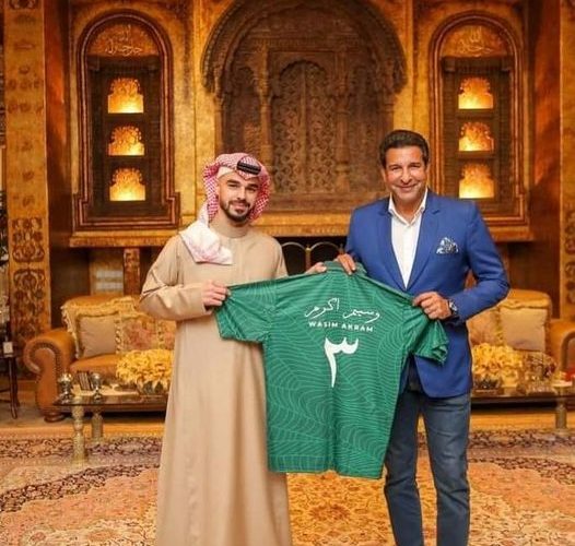 What a trip to Riyadh had a great meeting with HH Saudmishal talked about cricket in Saudi Arabia and so looking forward to start a Saudi league inshAhlla very soon .