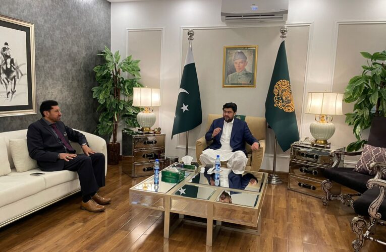 Governor Sindh Kamran Khan Tessori met with Hamid Hussain