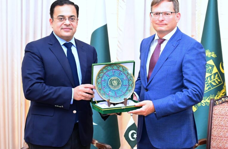 Ministry of Economic Affairs Welcomes EIB Mission to Pakistan for Strategic Discussions on Collaborative Development Initiatives