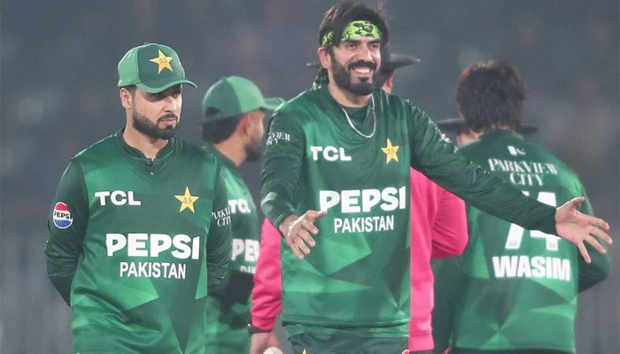 Pakistan Storms Into T20 Tri-Nation Final After Dominant Win Over Zimbabwe