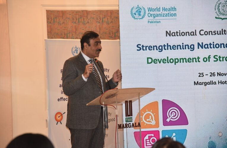 WHO and the Drug Regulatory Authority of Pakistan gathered  experts in a consultative workshop to ensure affordable, timely and equitable access to quality-assured health products