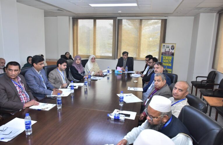 UAF Hosts Three-Day Training Workshop for Senior Faculty