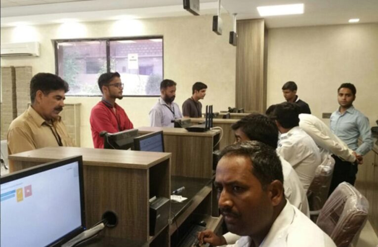 A Pleasant Surprise at Clifton Driving License Centre: Efficient Service in Karachi