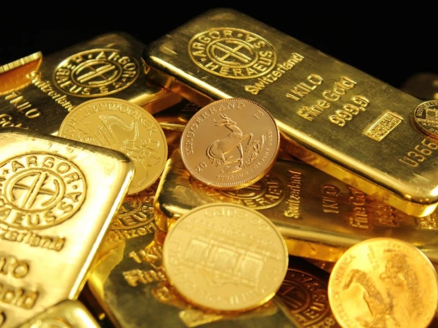Gold Prices Fall Despite Global Market Rebound