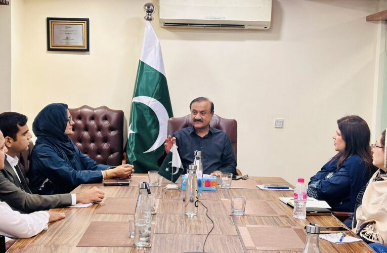 Managing Director Sindh Education Foundation (SEF), Government of Sindh, Gahanwer Ali Laghari, chaired an important meeting with the Training and Assessment (T&A) Unit to review strategic preparations for the upcoming Cluster-Based Training (CBT) on Comprehensive Foundational Learning.