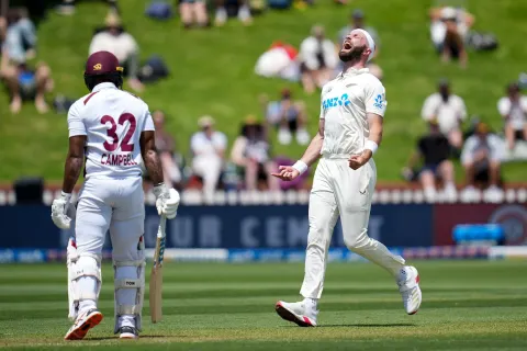 West indies All Out for 205 in 2nd Test, NZ End Day at 24/0