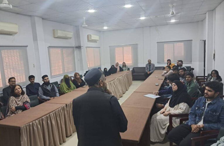 A session on Entrepreneurial Mindset was organized by the Office of the Students’ Advisor, University of Karachi