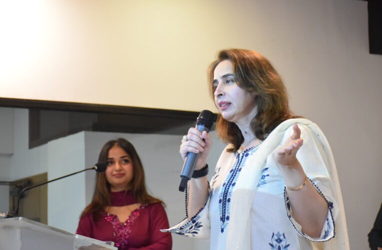 Ms. Waheeda Mahesar, Executive Director SZABIST ZABTech, joined SZABIST University’s Leadership Seminar as a distinguished guest speaker