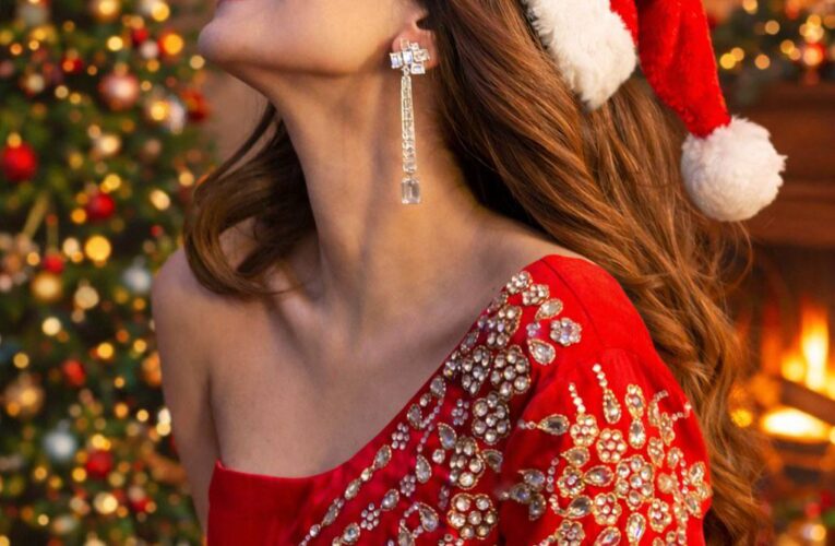 Pakistani Celebrities Celebrate Christmas 2025