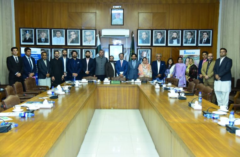 WaterAid Pakistan Briefs Sindh Parliamentarians on Advancing GEDSI in WASH Governance