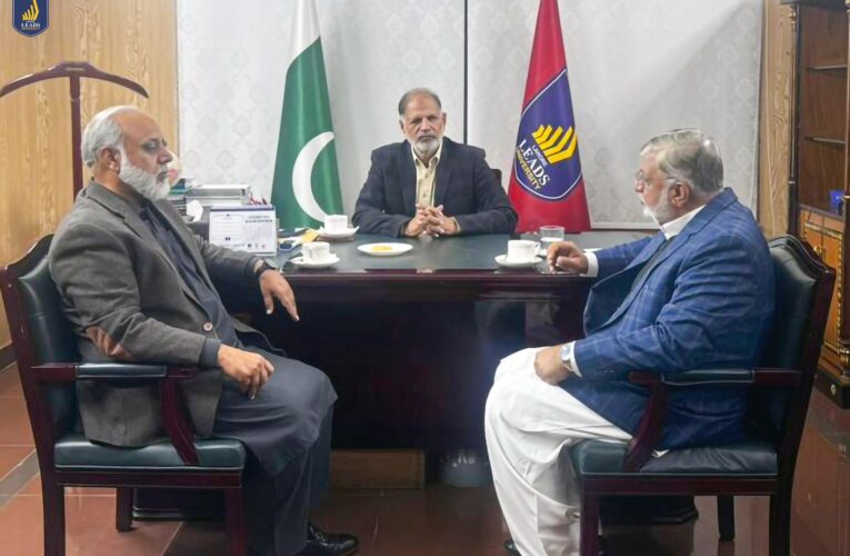 Honorable Chairman Lahore Leads University, Mian Zahoor Ahmad Wattoo, met honorable Chaudhry Jaffar Iqbal, former Minister of State for Maritime Affairs and Mian Waqas Waheed, Chairman Al-Qalam School, discussing key initiatives and future collaborations