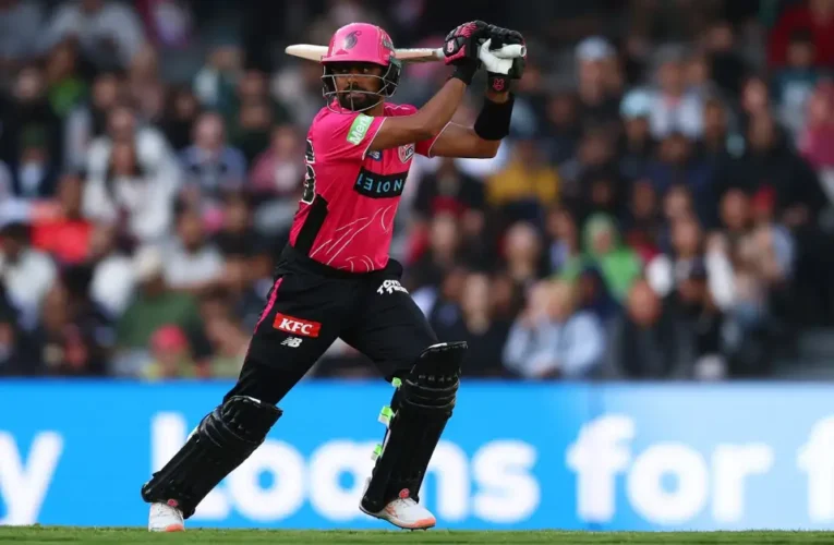 Babar Azam Scores Second Fifty in BBL; Sydney Sixers Win Their Second Match