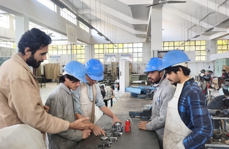 SZABIST ZABTech TTC Hub Trains Auto Mechanic Trainees in Hands-On Engine and Mechanical Skills