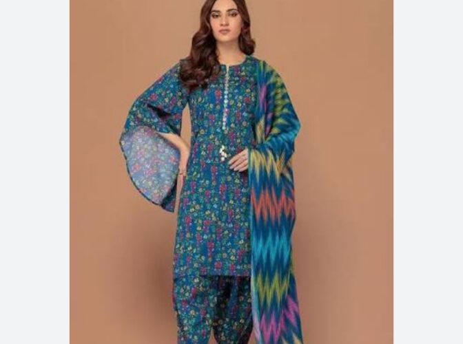 **SATRANGI Bonanza Women Wear** is a vibrant celebration of color, culture, and contemporary fashion.