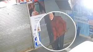 For the theft, the accused wore a mask with Modi’s face